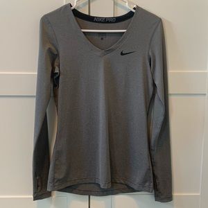 Nike pro women’s shirt medium